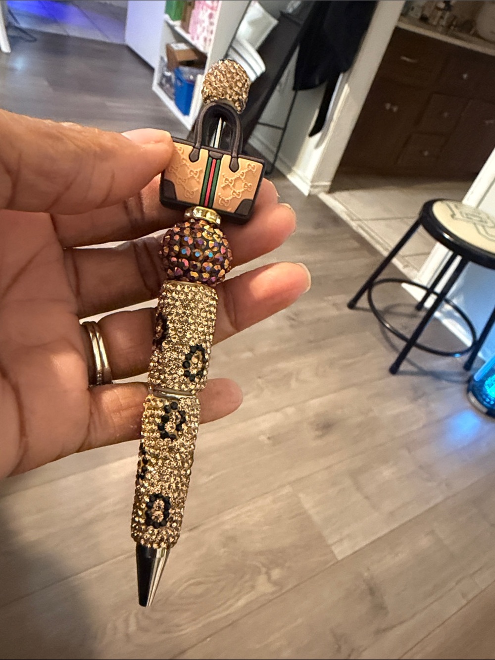 Handmade pen, sparkly rhinestone fancy pen w/refill